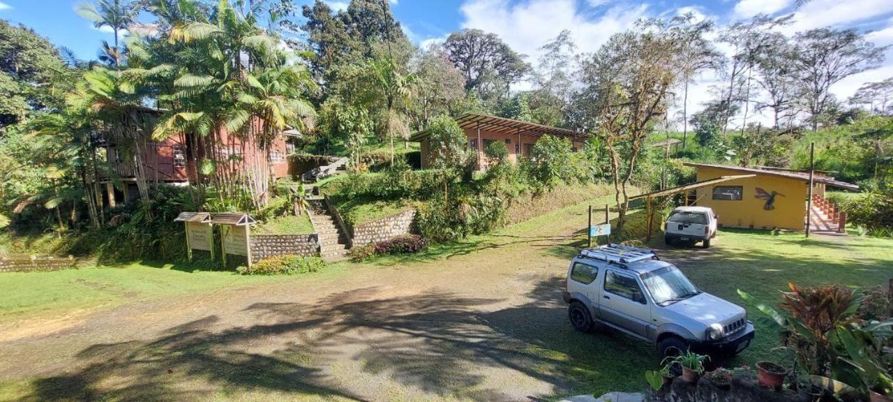Mindo Loma Bird Lodge 외부 사진