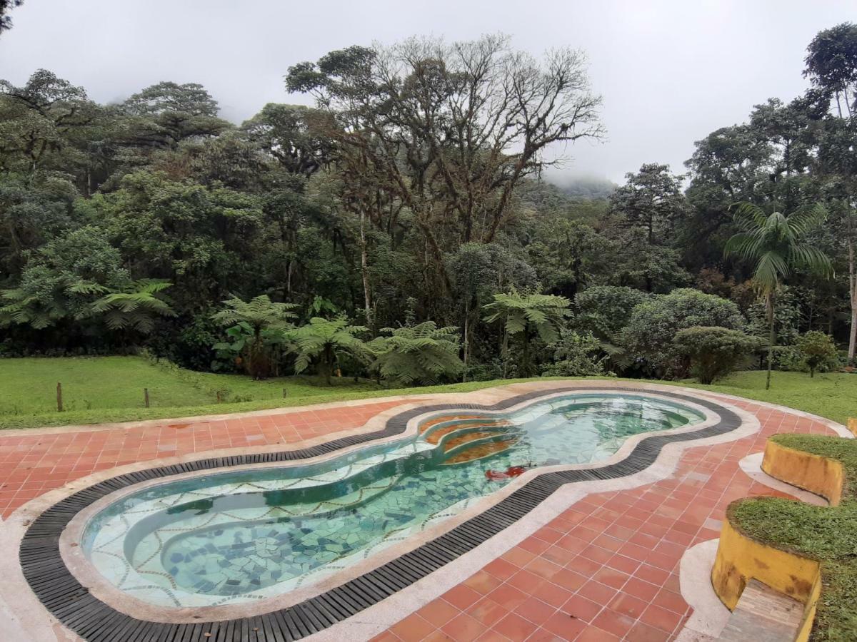 Mindo Loma Bird Lodge 외부 사진